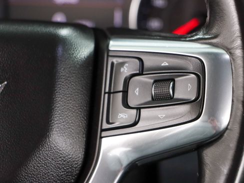 Used 2019 Chevrolet Blazer LT w/ Sound & Technology Package FWD image 14