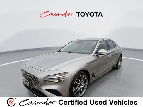 Used 2025 Genesis G70 2.5T image 1