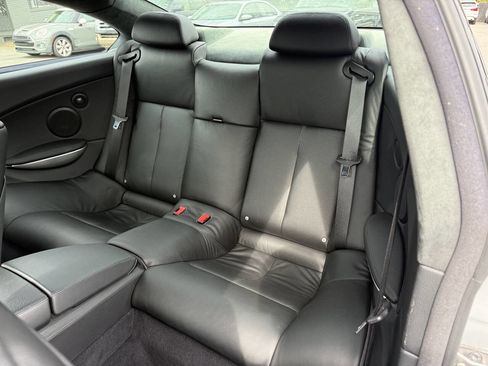 Used 2010 BMW 650i Coupe image 10