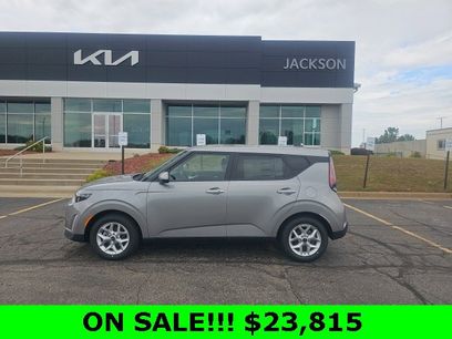 New 2025 Kia Soul S