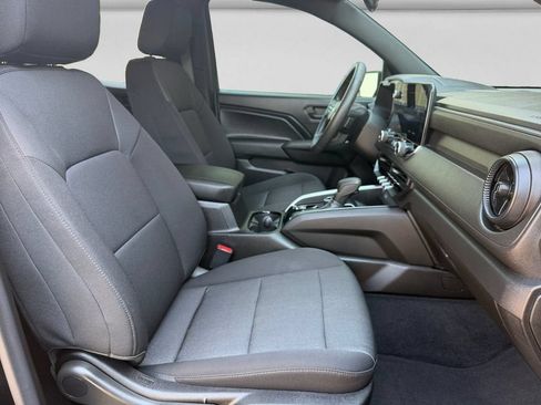 Used 2024 Chevrolet Colorado Trail Boss AWD/4WD image 15