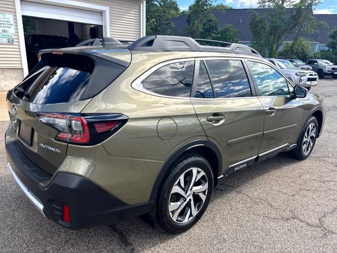 Used 2020 Subaru Outback Limited image 5