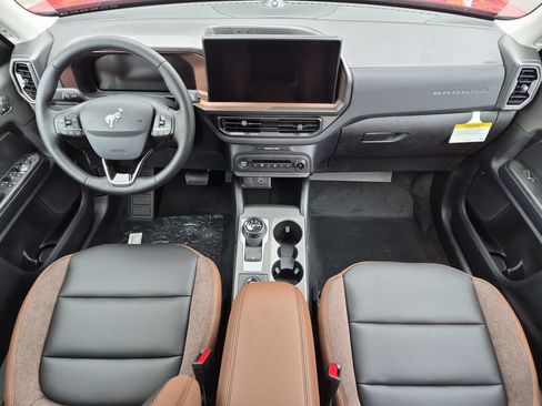 New 2026 Ford Bronco Sport Outer Banks w/ Outer Banks Tech Package+ AWD/4WD image 13