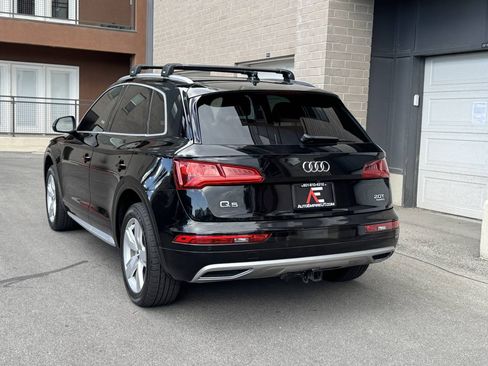 Used 2018 Audi Q5 2.0T Premium Plus w/ Premium Plus Package AWD/4WD image 3