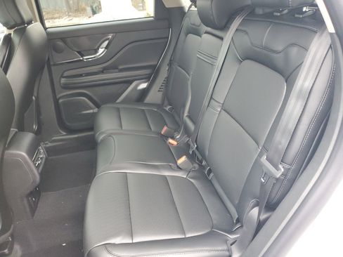 New 2026 Lincoln Corsair Premiere image 28