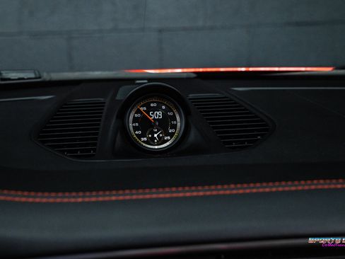 Used 2016 Porsche 911 GT3 RS image 28