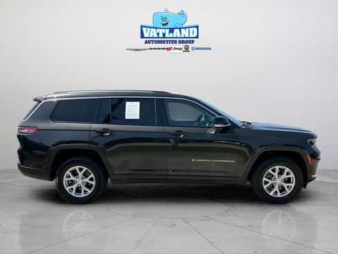 Used 2023 Jeep Grand Cherokee L Limited RWD image 6