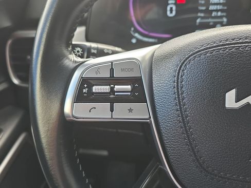 Used 2025 Kia Telluride S AWD/4WD image 20