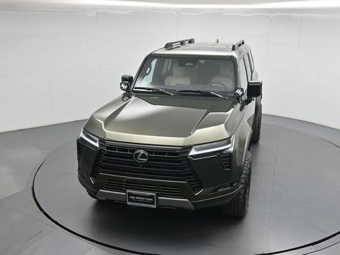 Used 2025 Lexus GX 550 w/ Accessory Package (CT) AWD/4WD image 35