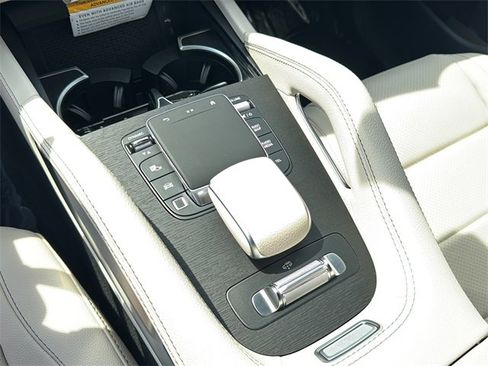 New 2026 Mercedes-Benz GLS 450 4MATIC image 21