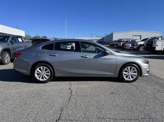Used 2024 Chevrolet Malibu LT video 2