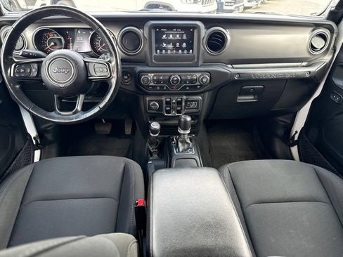 Used 2023 Jeep Wrangler Unlimited Sport AWD/4WD image 4