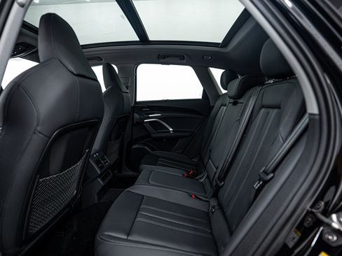 New 2025 Audi Q5 2.0T Premium Plus image 18