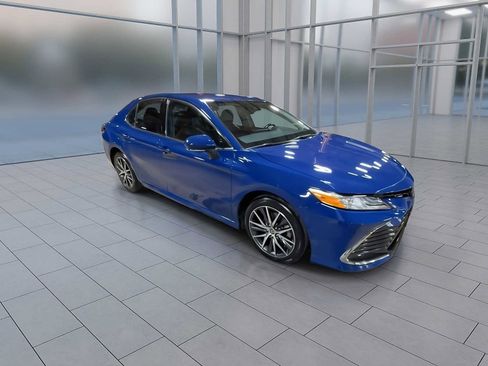 Certified 2024 Toyota Camry XLE image 2