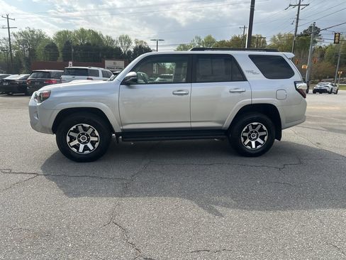 Used 2024 Toyota 4Runner TRD Off-Road Premium image 5