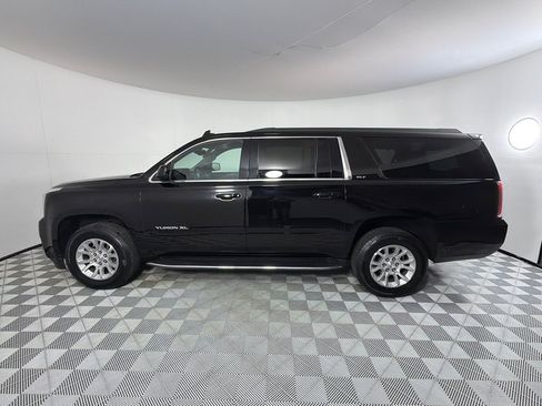 Used 2018 GMC Yukon XL SLT RWD image 8