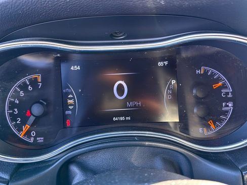 Used 2020 Jeep Grand Cherokee Trailhawk image 3