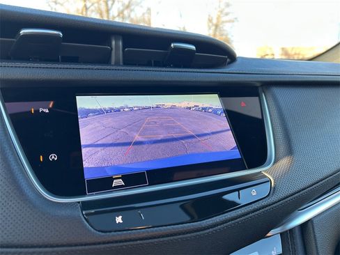 Used 2024 Cadillac XT5 Premium Luxury image 25