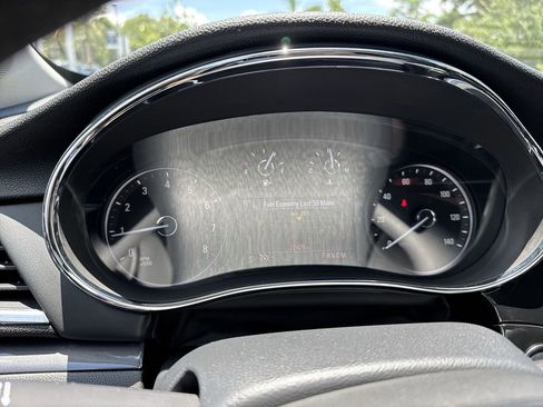 Used 2021 Buick Encore Preferred w/ Safety Package FWD image 49