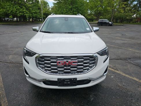 Used 2020 GMC Terrain Denali w/ Denali Premium Package AWD/4WD image 9