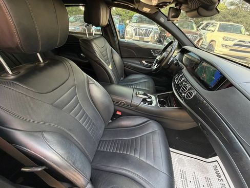 Used 2018 Mercedes-Benz S 560 Sedan image 9