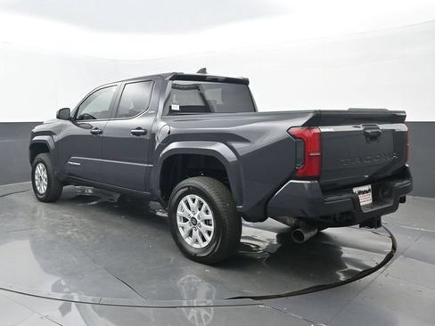 Used 2025 Toyota Tacoma SR5 RWD image 3