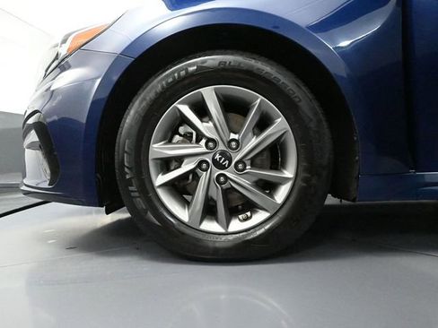 Used 2020 Kia Optima LX image 16
