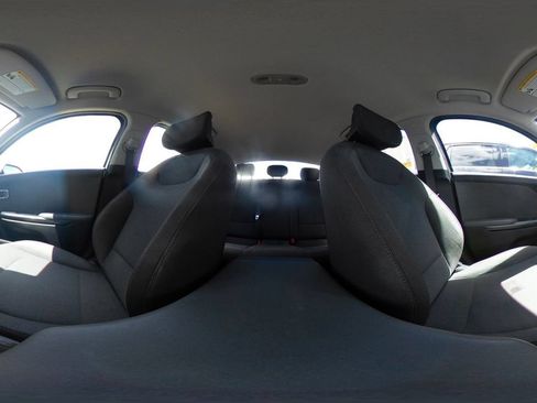 Used 2025 Kia K4 FWD image 39