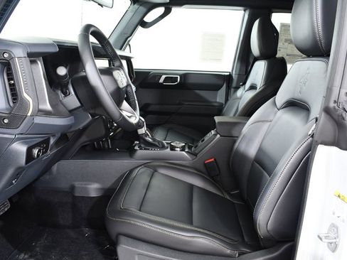 New 2026 Ford Bronco Badlands AWD/4WD image 6