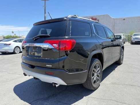 Used 2018 GMC Acadia SLT AWD/4WD image 3