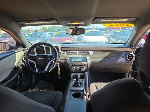 Used 2012 Chevrolet Camaro LS RWD image 21