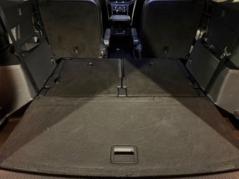 Used 2022 Volkswagen Atlas SEL Premium image 20