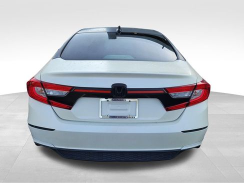 Used 2018 Honda Accord EX-L image 8