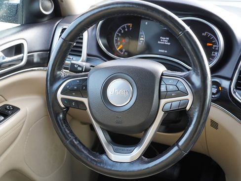 Used 2020 Jeep Grand Cherokee Limited image 26