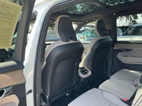 Certified 2025 Volvo XC90 B5 Core AWD/4WD image 22