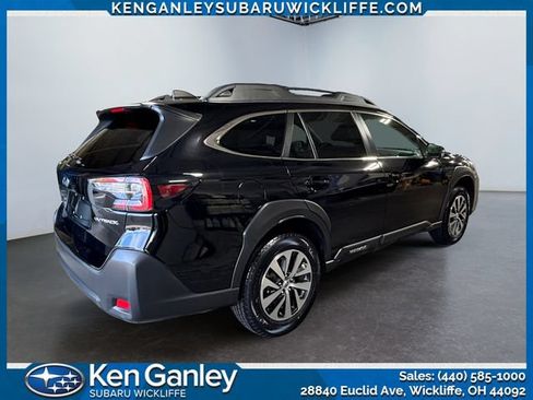 Used 2023 Subaru Outback Premium AWD/4WD image 5