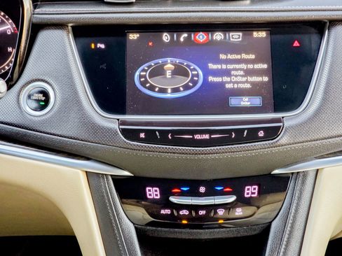 Used 2017 Cadillac XT5 FWD w/ LPO, Wheel Lock Package image 36