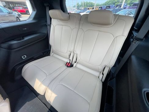 Used 2024 Jeep Grand Cherokee L Limited w/ MOPAR Finishing Package RWD image 12