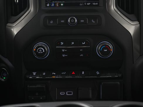 Used 2024 Chevrolet Silverado 2500 Custom w/ Custom Value Package AWD/4WD image 17
