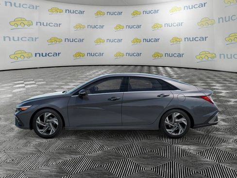 New 2026 Hyundai Elantra Limited FWD image 3