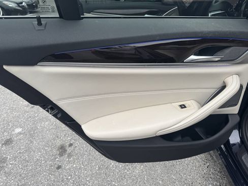 Used 2018 BMW 540i xDrive w/ Premium Package image 25