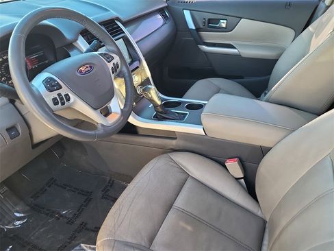 Used 2013 Ford Edge SEL image 13