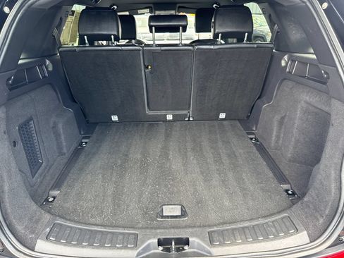 Used 2019 Land Rover Discovery Sport SE AWD/4WD image 23