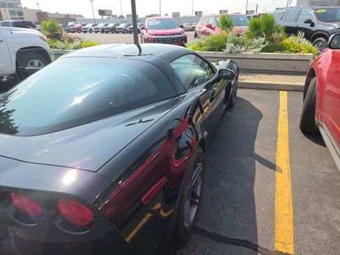 Used 2007 Chevrolet Corvette Z06 w/ Preferred Equipment Group RWD image 3