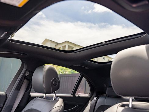 Used 2019 Mercedes-Benz E 53 AMG 4MATIC Sedan image 44