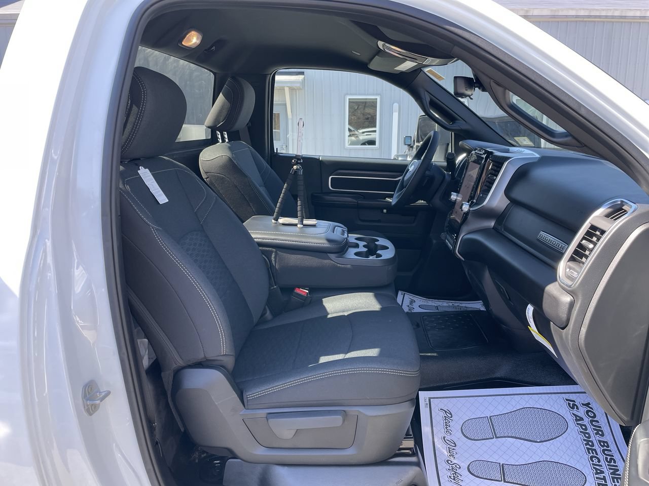 New 2025 RAM 3500 Big Horn AWD/4WD image 37