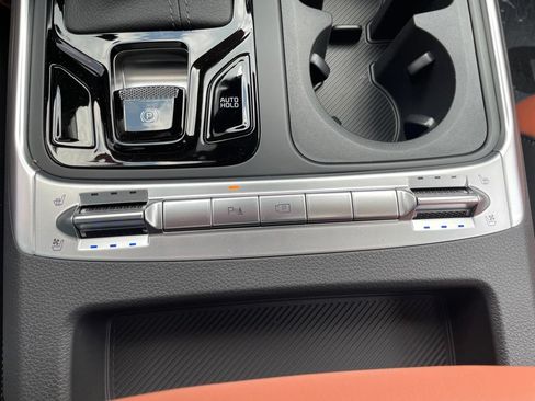 New 2027 Kia Carnival SX FWD image 23