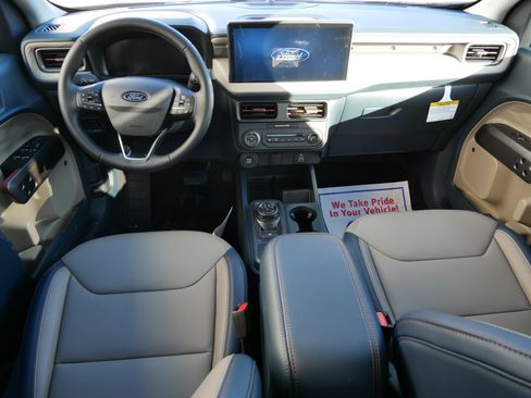 New 2026 Ford Maverick Lariat image 7