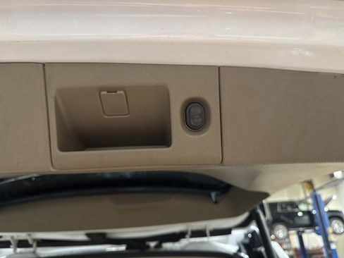 Used 2019 Chevrolet Tahoe LT image 14