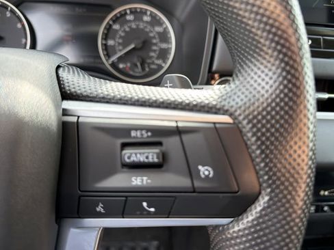 Used 2025 Mitsubishi Outlander ES AWD/4WD image 21